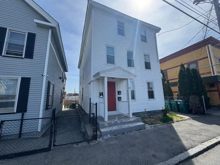 34 Willie St, Lowell, MA 01854 - #2