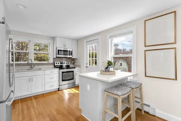 150 Central Street, Foxboro, MA 02035