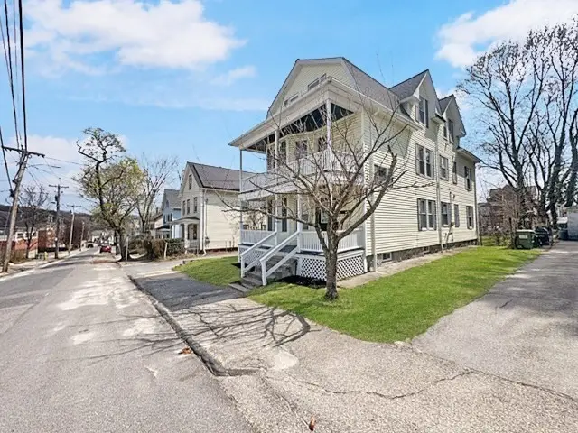 21 Falmouth St, Worcester, MA 01607 - #3