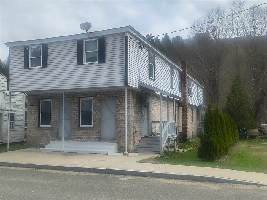 6 Maple St, Chester, MA 01011 - #2