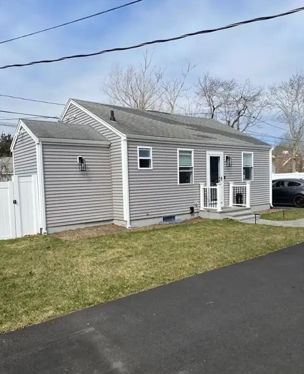 65 Louis St #A, Hyannis, MA 02601 - #2