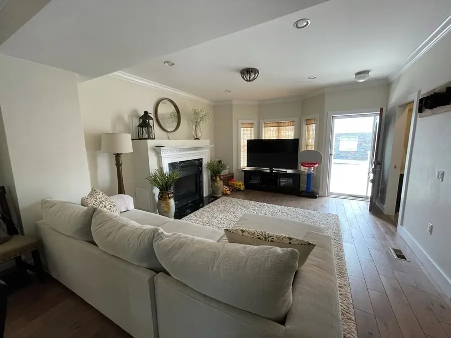 20 Ford St #20, Boston, MA 02128 - #3