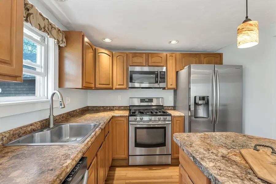 478 Fall River Ave, Seekonk, MA 02771 - #3