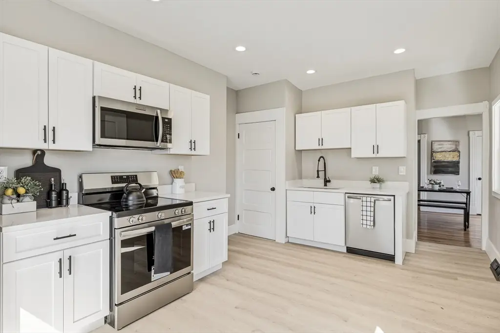 108-110 Northampton Ave, Springfield, MA 01109 - #1