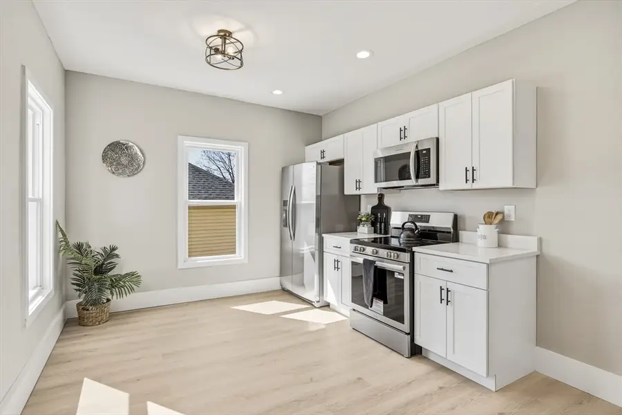 108-110 Northampton Ave, Springfield, MA 01109 - #3