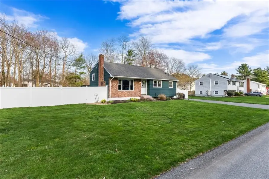 44 Vinedale Rd, Brockton, MA 02301 - #3