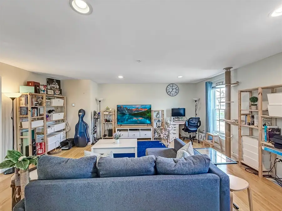 27 Buttercup Ln #27, South Grafton, MA 01560 - #3