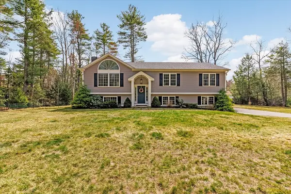 14 Chicopee Drive, Hubbardston, MA 01452