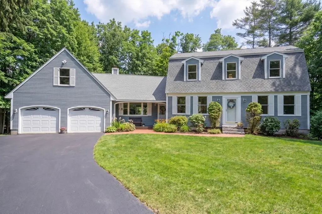 6 Smythe Circle, North Reading, MA 01864 - #1