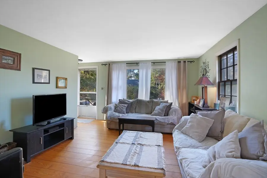 51 Lantern Ln, Tisbury, MA 02568 - #2