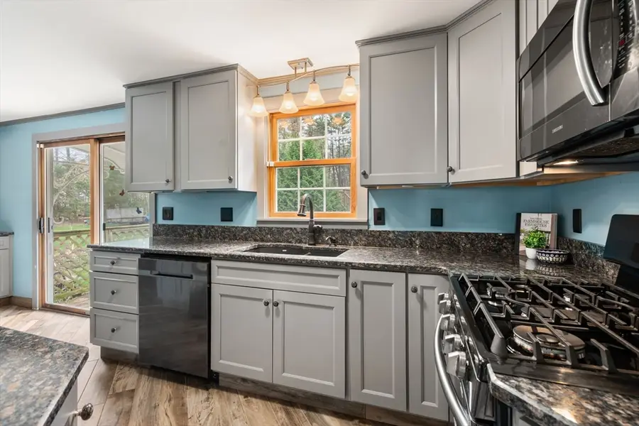 7 Salem Rd, Southwick, MA 01077 - #2