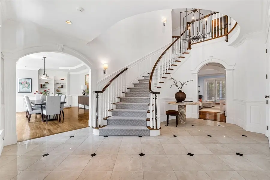 1 Stonefield Lane, Wellesley, MA 02482 - #2