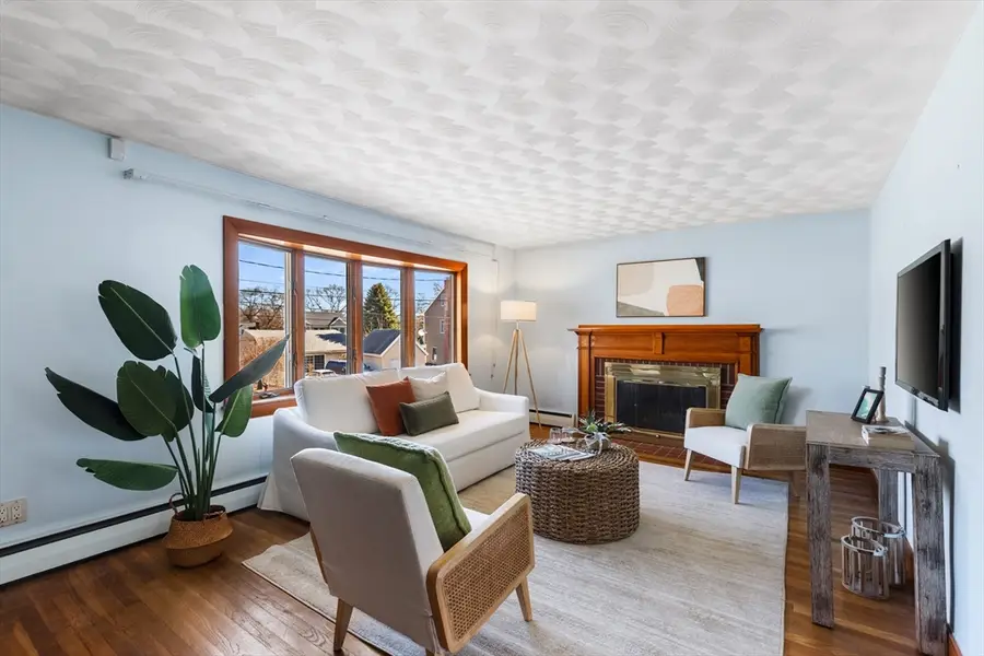 44 Piedmont St, Arlington, MA 02476 - #3