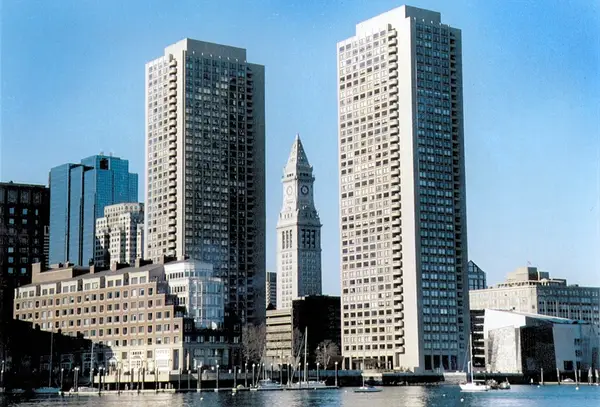 65 East India Row #27E, Boston, MA 02110