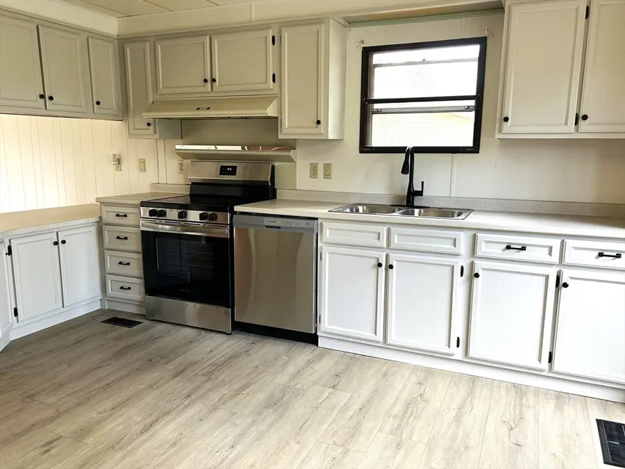 11 Jeri Drive, Athol, MA 01331 - #3