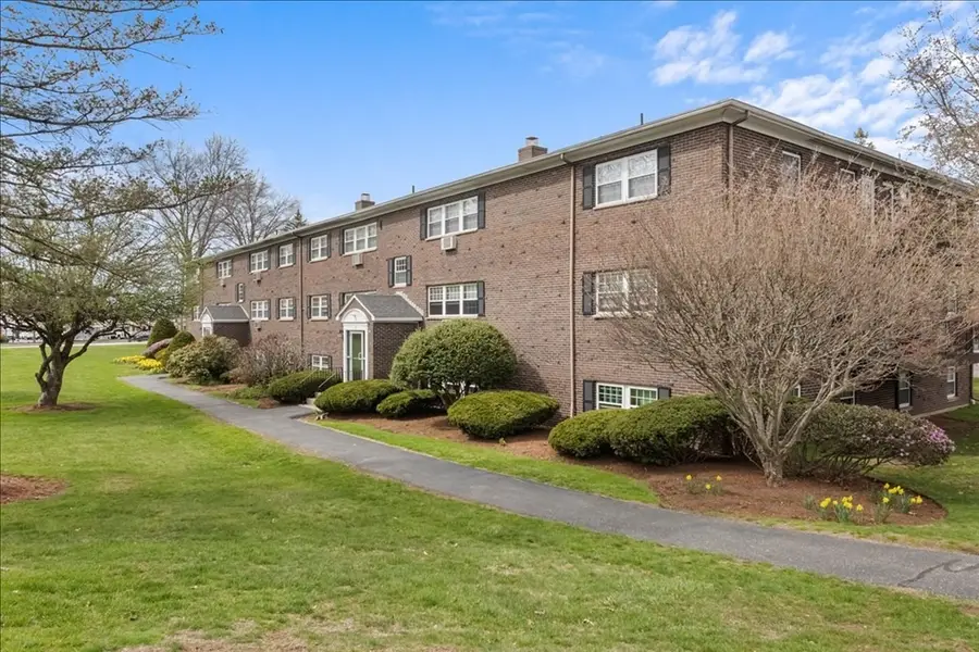 151 Milk St #12, Westborough, MA 01581 - #2