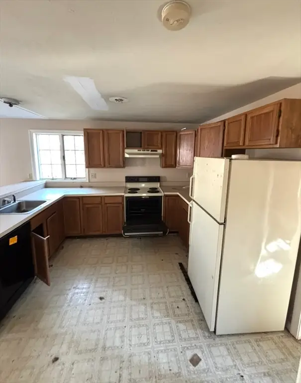 18 Anthony Dr, Hyannis, MA 02601 - #3