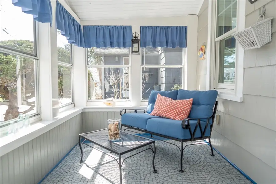 10 Essex Pl, Harwich Port, MA 02646 - #3