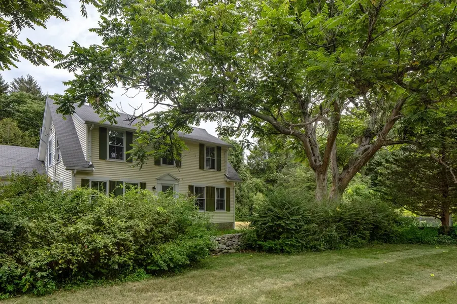 37 Neds Point Rd, Mattapoisett, MA 02739 - #3