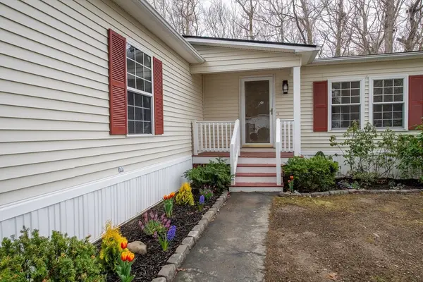 50 Highland Street #242, Taunton, MA 02780