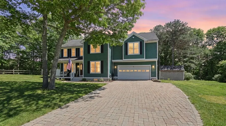 14 Sir Lancelot Dr, Bourne, MA 02532 - #2