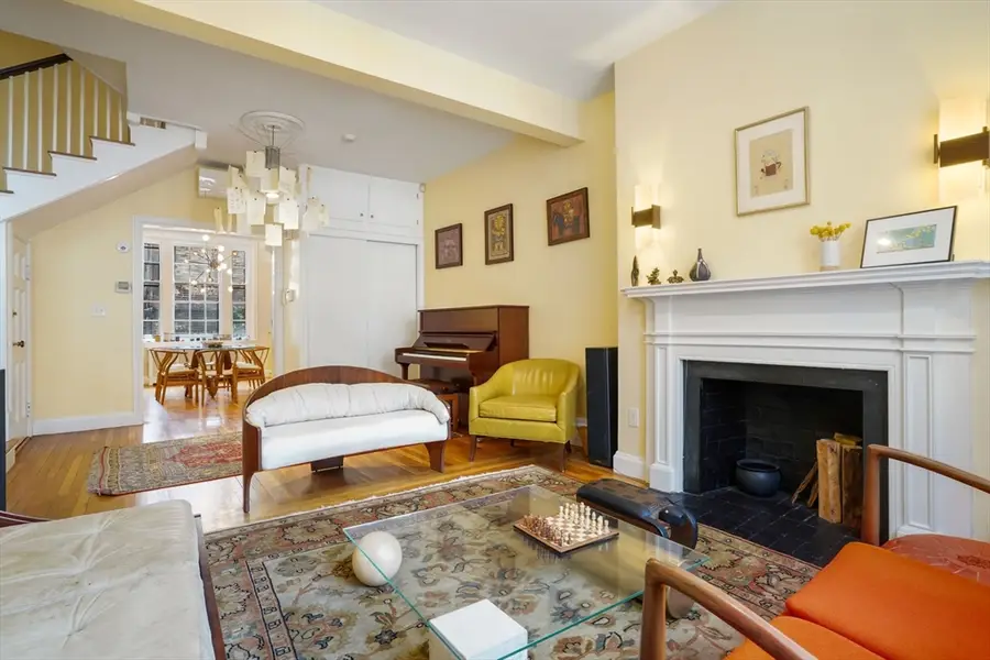 54 Brimmer St, Boston, MA 02108 - #3