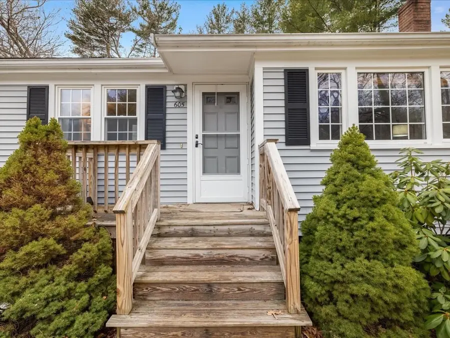 605 East St, Bridgewater, MA 02324 - #3