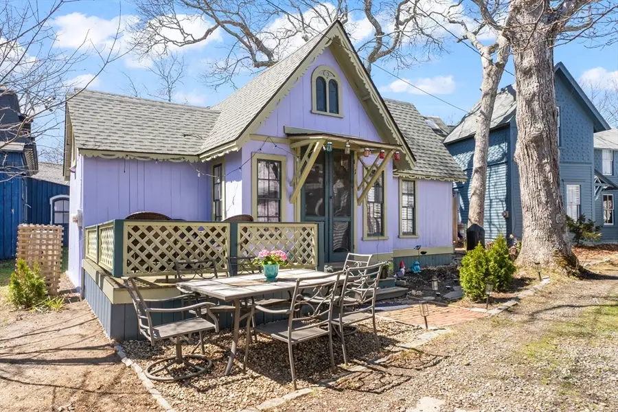 1 Pease Avenue, Oak Bluffs, MA 02557 - #3