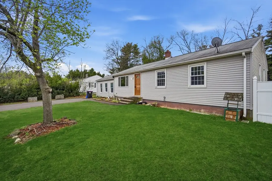 71 Sun Valley Rd, Holyoke, MA 01040 - #3