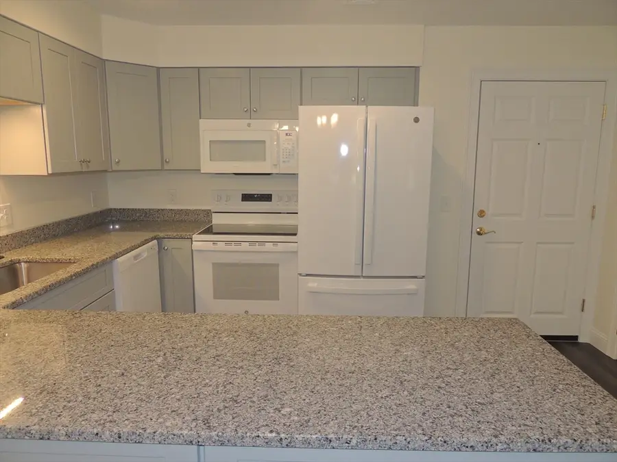 28 Greenleaves Drive #804, Amherst, MA 01002 - #3