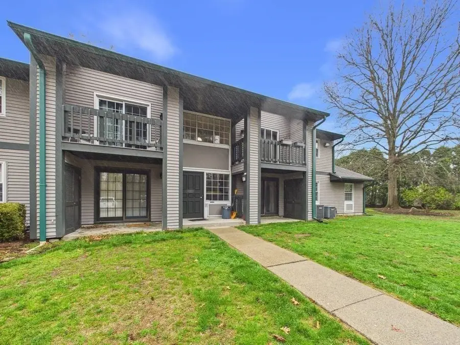 1940 Phillips Rd #17, New Bedford, MA 02745 - #2