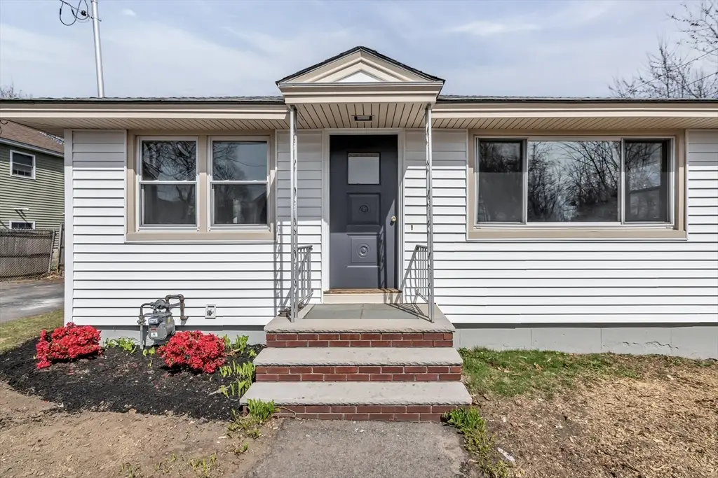 5 Lafayette Avenue, Lawrence, MA 01843 - #1