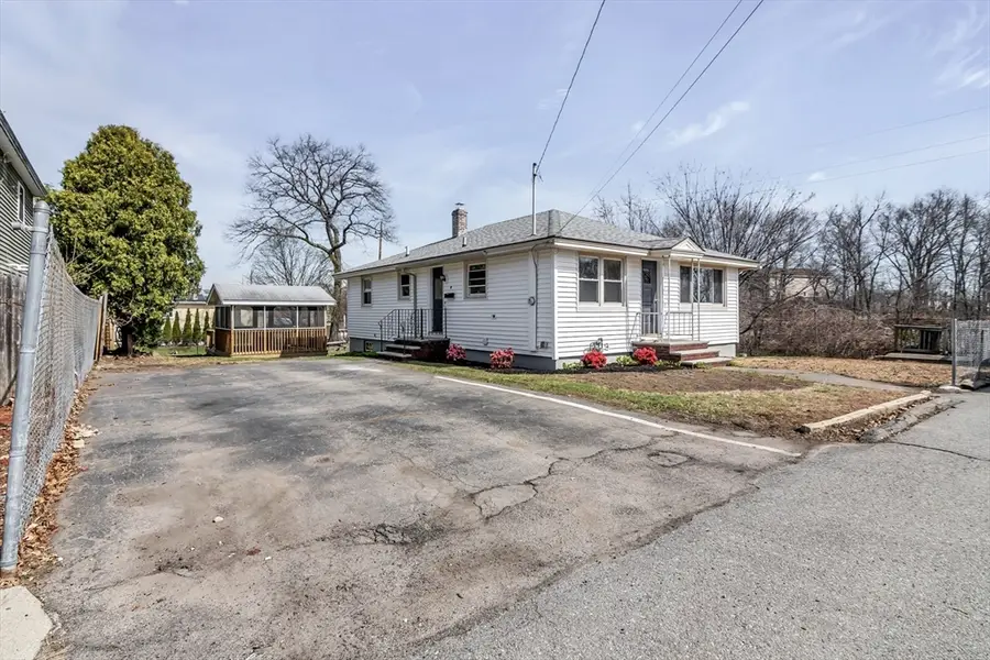 5 Lafayette Avenue, Lawrence, MA 01843 - #3