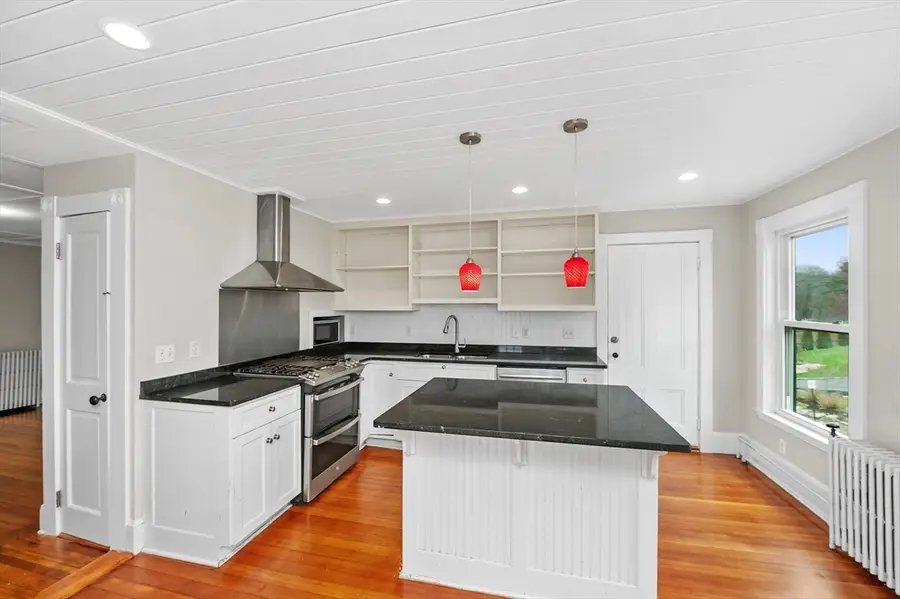 18 Bennett St #2, Manchester, MA 01944 - #2