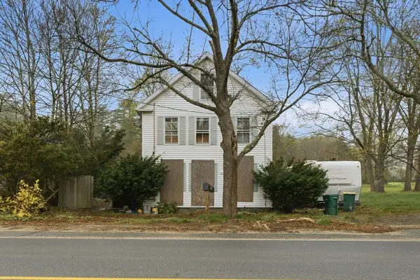 147 Plymouth St, Carver, MA 02330