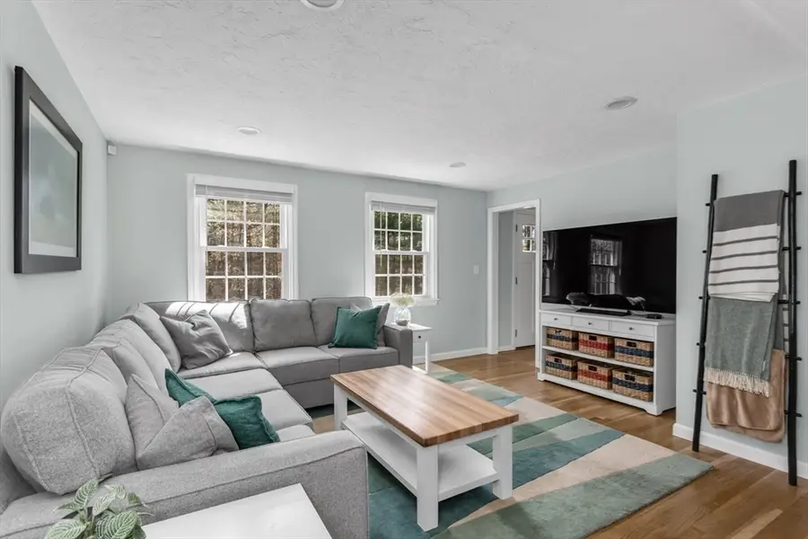 4 Marshall Street, Norfolk, MA 02056 - #3