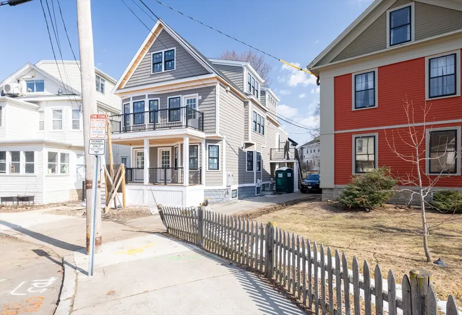 23 College Hill Rd #1, Somerville, MA 02144 - #3