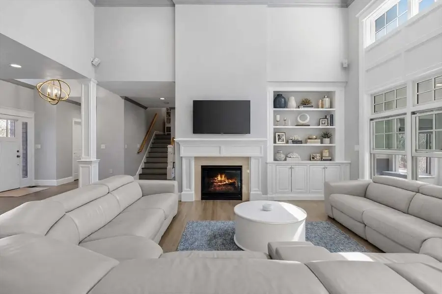 38 Raynor Dr, Hingham, MA 02043 - #2