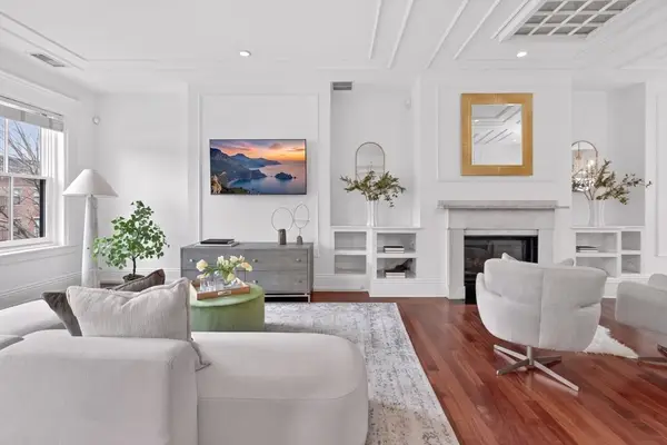 65 Rutland St #PH3, Boston, MA 02118