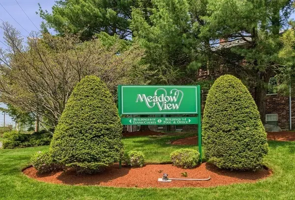 13 Walker Rd #12, North Andover, MA 01845