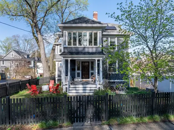 155 Prospect St, Northampton, MA 01060