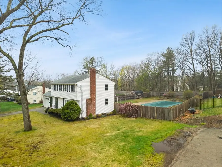 37 Woodlock Rd, Hingham, MA 02043 - #3