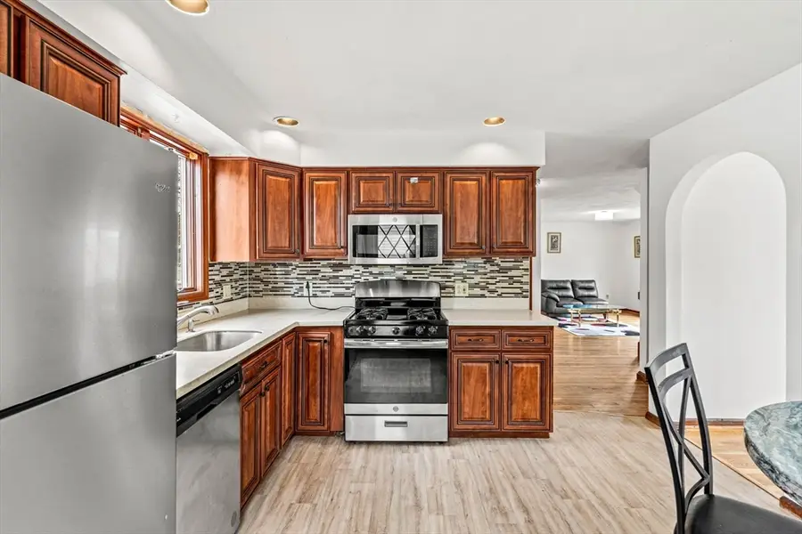 19 Rosewood Ave, Billerica, MA 01821 - #3