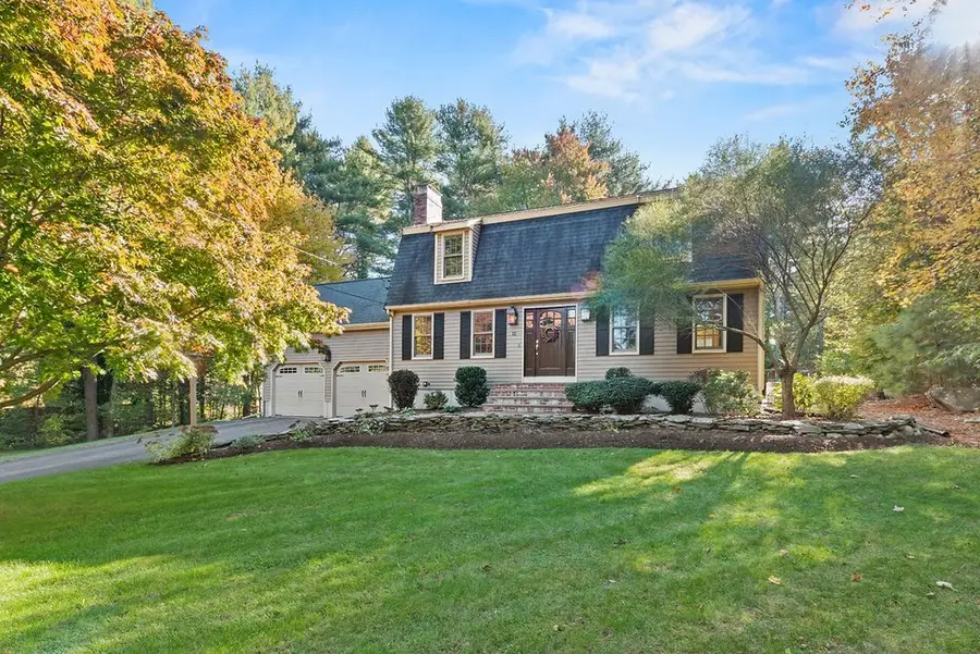 12 Essex St, Mansfield, MA 02048 - #2