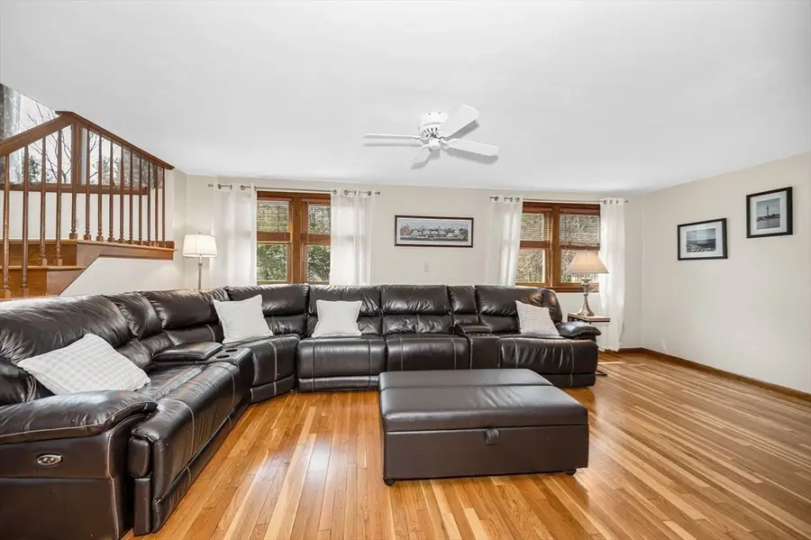 29 Donald Rd, Billerica, MA 01821 - #3