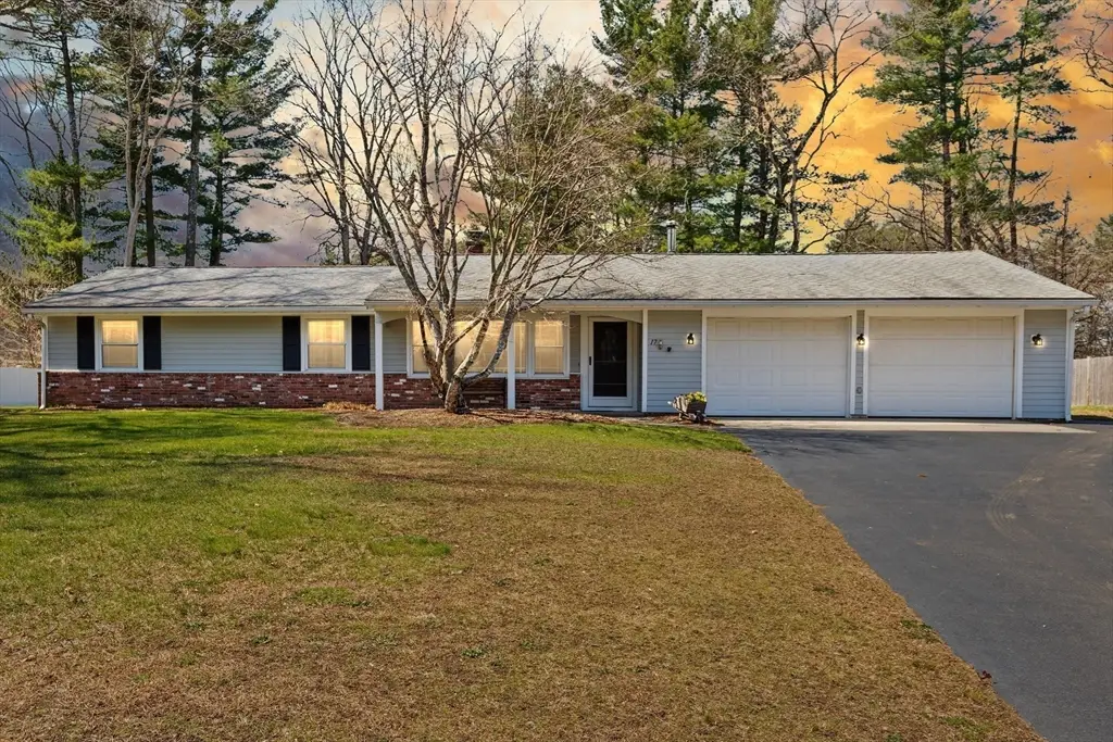 17 Francine Rd, Raynham Center, MA 02727 - #1