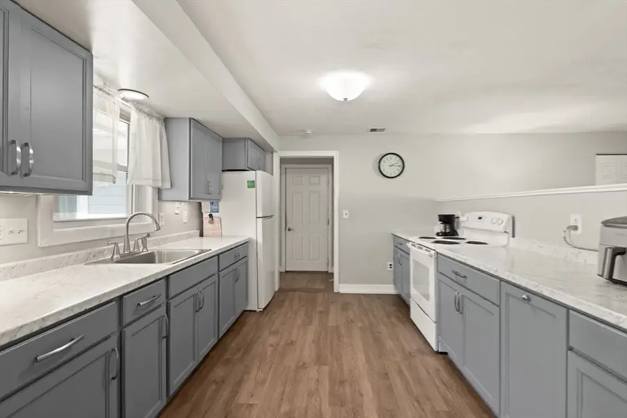 17 Francine Rd, Raynham Center, MA 02727 - #2