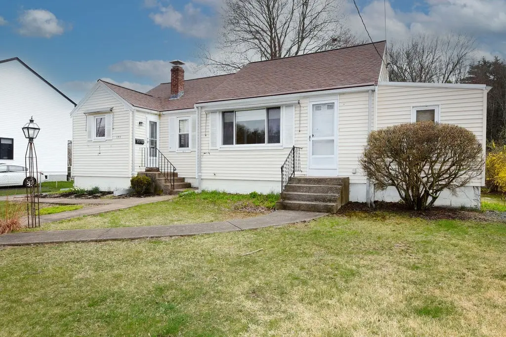 181 Greenwood St, Rockland, MA 02370 - #1