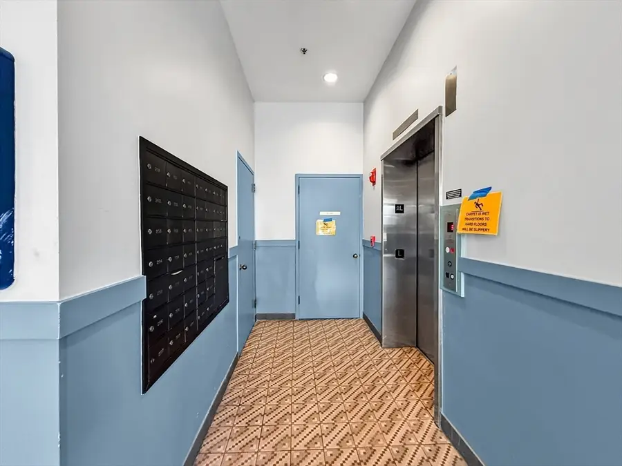 39 Parlin St #304, Everett, MA 02149 - #3