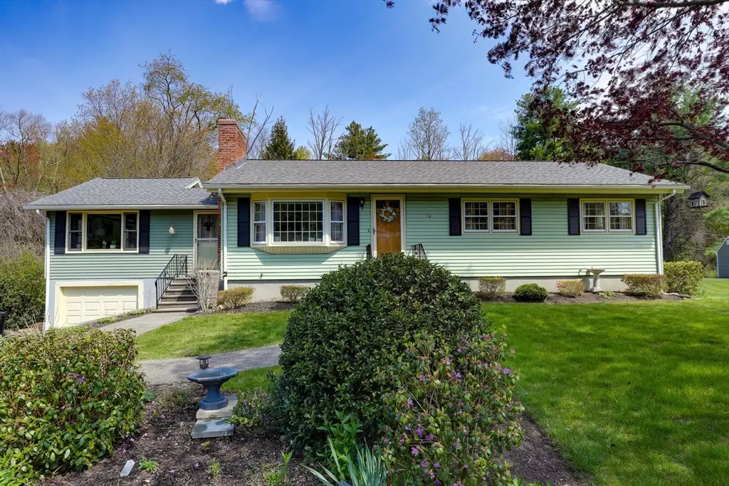 14 Mohawk Dr, Northborough, MA 01532 - #1